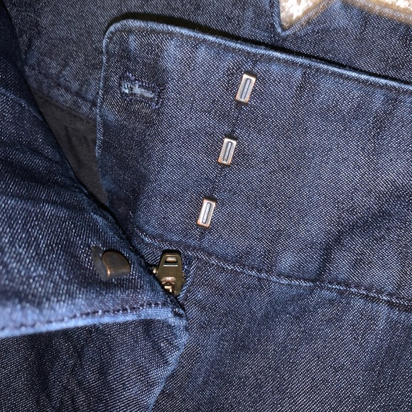 Express Dark Blue Jean shorts size 2 - Picture 7 of 11